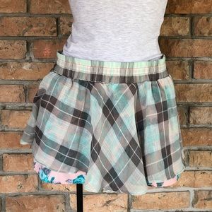 Skirt layered shorts